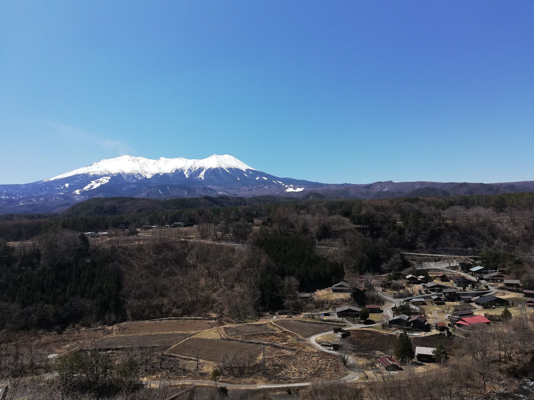 木曽町開田高原・柳又集落と御嶽山